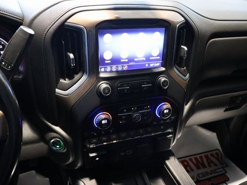 Used 2019 Chevrolet Silverado 1500 High Country w/ High Country Premium Package image 20