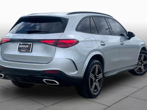 Used 2025 Mercedes-Benz GLC 300 image 12