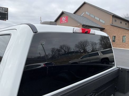 Used 2020 Ford F350 XLT w/ XLT Premium Package image 14