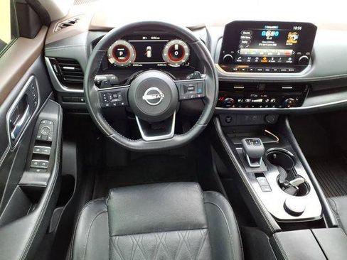 Used 2023 Nissan Rogue Platinum w/ Platinum Premium Package image 7