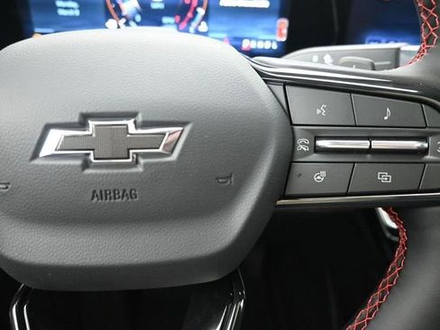 New 2026 Chevrolet Traverse RS w/ LPO, Floor Liner Package FWD image 29