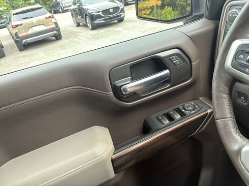 Used 2020 Chevrolet Silverado 1500 RST AWD/4WD image 32
