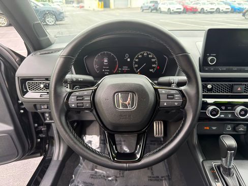 Used 2024 Honda Civic Sport image 15