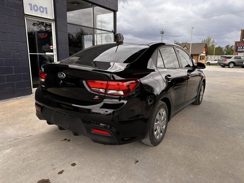 Used 2019 Kia Rio S image 8