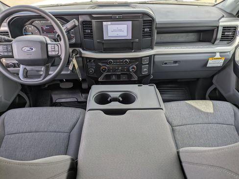 New 2026 Ford F550 4x4 Crew Cab image 46