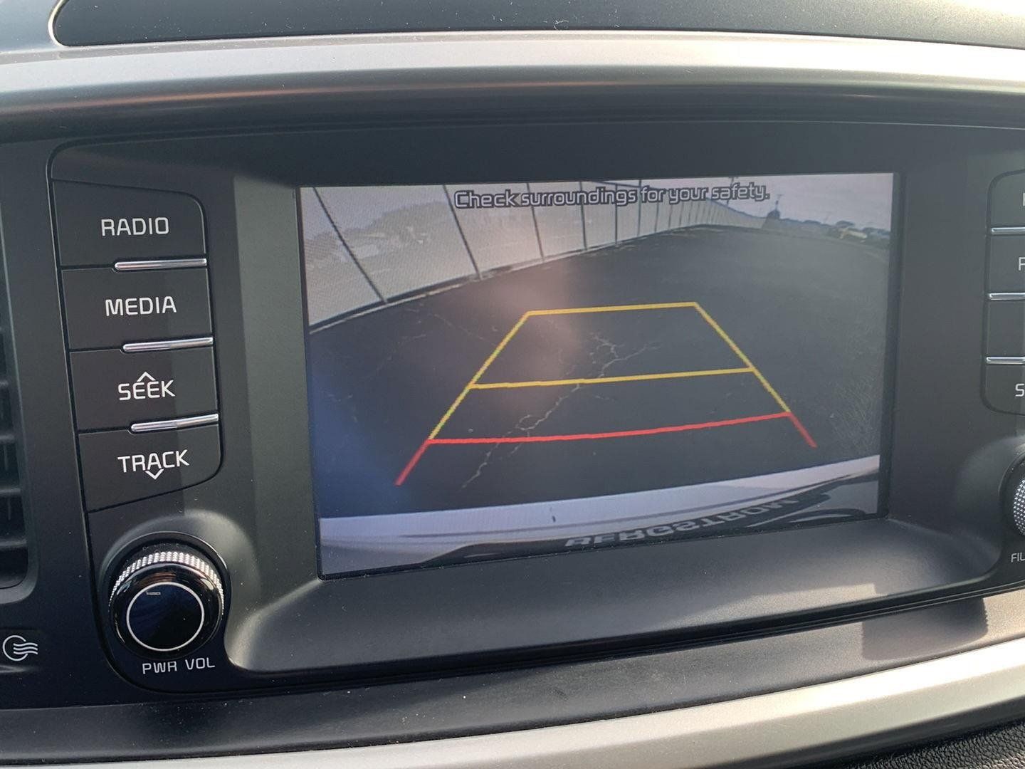 Used 2019 Kia Sorento FWD V6 image 19