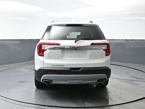 Used 2023 GMC Acadia SLT image 13
