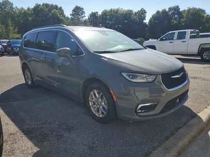 Used 2022 Chrysler Pacifica Touring-L