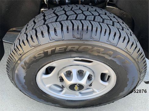 Used 2024 Chevrolet Silverado 2500 W/T w/ WT Convenience Package AWD/4WD image 19