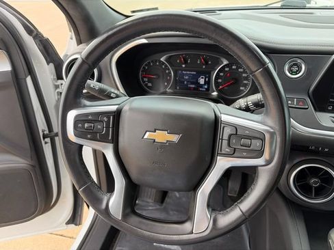 Used 2021 Chevrolet Blazer LT FWD image 16