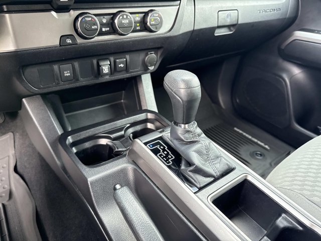 Used 2021 Toyota Tacoma SR5 RWD image 31