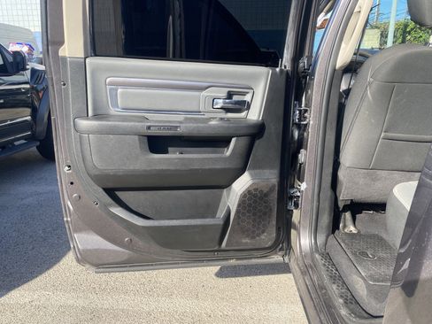 Used 2021 RAM 1500 Classic SLT image 20