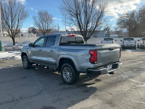 Used 2023 Chevrolet Colorado LT w/ LT Convenience Package image 8