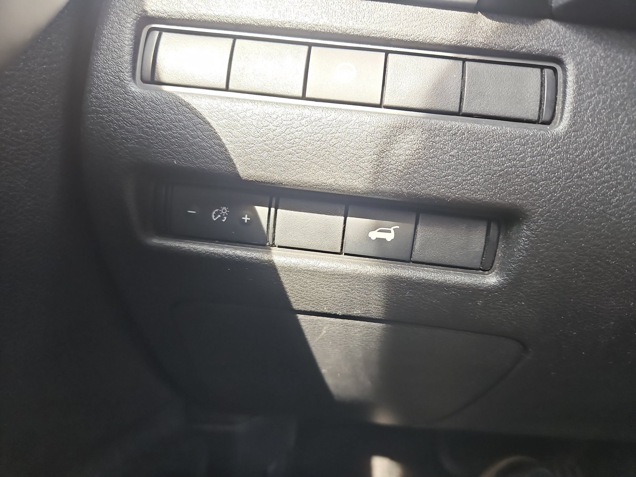 Used 2021 Nissan Rogue SL FWD image 26