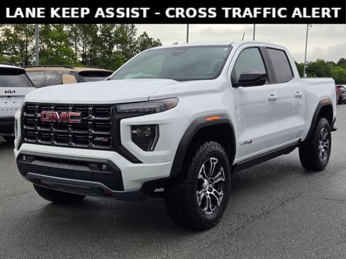 Used 2024 GMC Canyon AT4 w/ Canyon Safety Plus Package AWD/4WD image 3