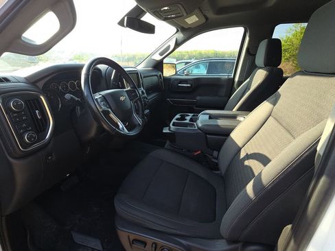 Used 2021 Chevrolet Silverado 1500 LT image 9