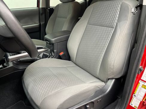 Used 2022 Toyota Tacoma SR5 w/ Technology Package RWD image 19
