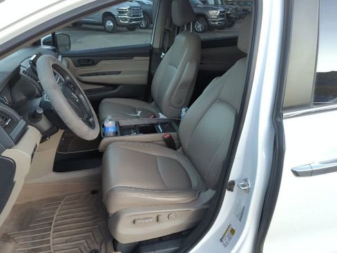 Used 2024 Honda Odyssey EX-L image 5