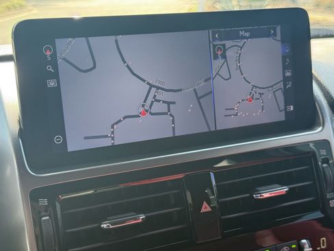 Used 2023 Lexus GX 460 Premium w/ Premium Package image 44