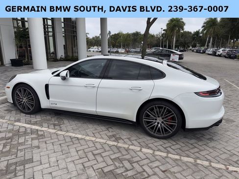 Used 2019 Porsche Panamera GTS image 2