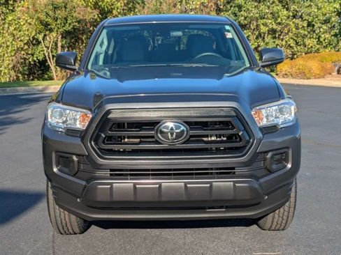Used 2022 Toyota Tacoma SR AWD/4WD image 9