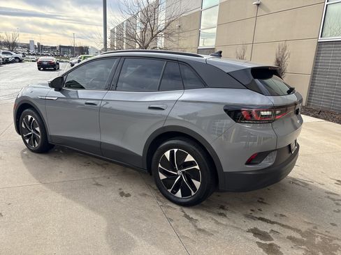 Used 2022 Volkswagen ID.4 Pro S image 8