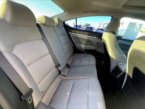 Used 2018 Hyundai Elantra Value Edition w/ Cargo Package image 22