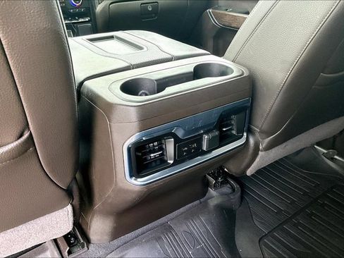 Used 2022 GMC Sierra 1500 Denali w/ Driver Alert Package II AWD/4WD image 30
