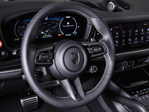 New 2025 Porsche Cayenne Turbo image 18