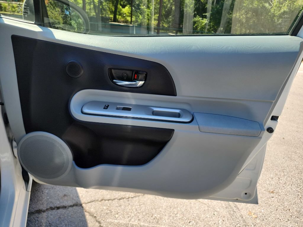 Used 2012 Toyota Prius C Four FWD image 29