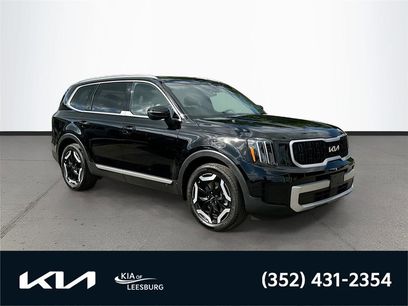 Used 2024 Kia Telluride EX w/ EX Captain's Chair Package