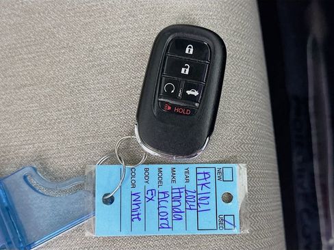 Used 2024 Honda Accord EX image 31