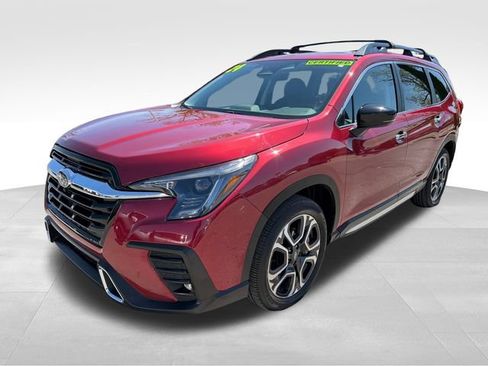 Used 2024 Subaru Ascent Touring AWD/4WD image 3