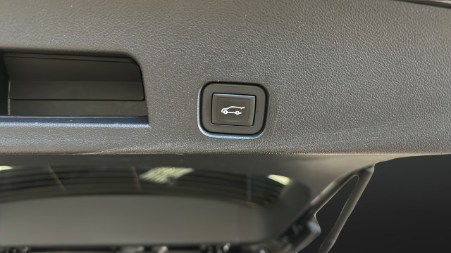 Used 2024 Chevrolet Traverse Z71 w/ LPO, Floor Liner Package AWD/4WD image 34