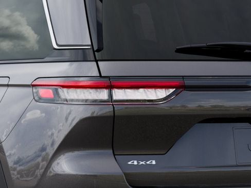 New 2026 Jeep Grand Cherokee Limited AWD/4WD image 35