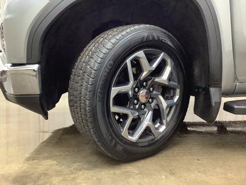 Used 2024 GMC Sierra 1500 SLT w/ SLT Premium Package AWD/4WD image 29