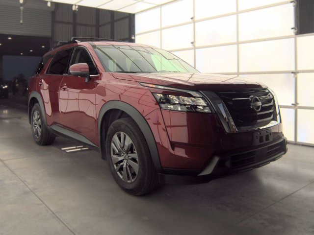 Certified 2024 Nissan Pathfinder SV FWD image 1
