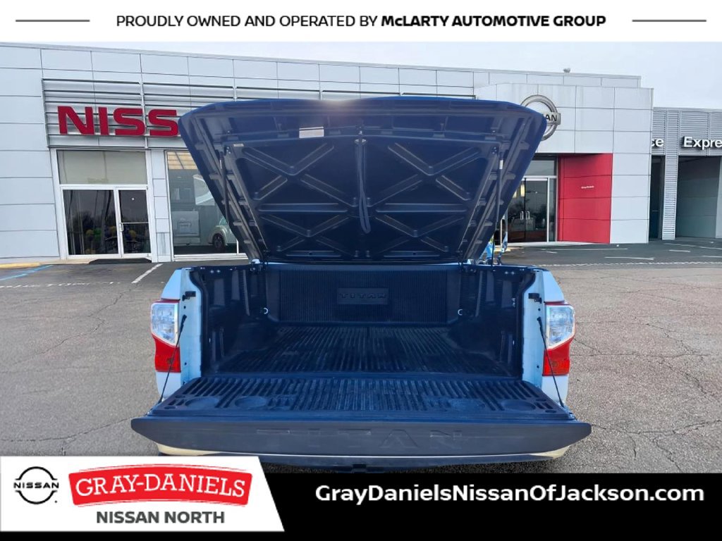 Used 2019 Nissan Titan SV RWD image 8
