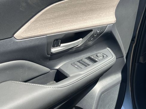 New 2026 Toyota Grand Highlander AWD image 10