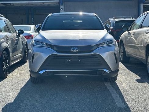 Used 2021 Toyota Venza Limited image 5