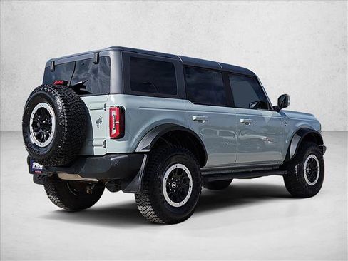 Used 2021 Ford Bronco Outer Banks w/ Sasquatch Package AWD/4WD image 5