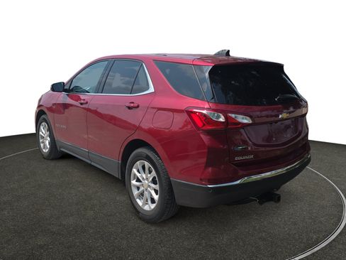 Used 2019 Chevrolet Equinox LT FWD image 3