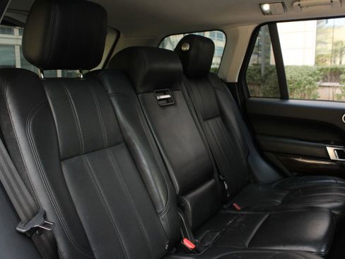 Used 2016 Land Rover Range Rover Supercharged image 21