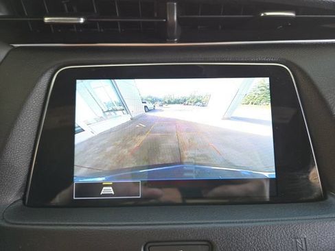 Used 2021 Cadillac XT4 Premium Luxury w/ Sun And Sound Package AWD/4WD image 58