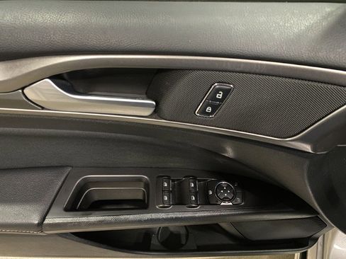 Used 2017 Ford Fusion S w/ Equipment Group 101A FWD image 25