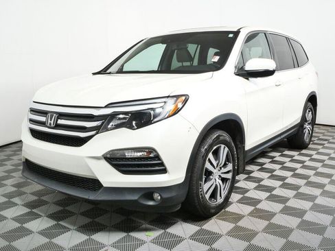 Used 2017 Honda Pilot EX-L image 3