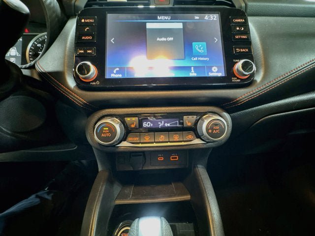 Used 2025 Nissan Versa SR FWD image 13