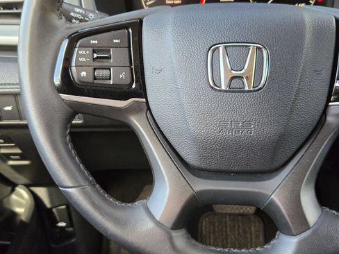 Used 2025 Honda Odyssey EX-L image 20