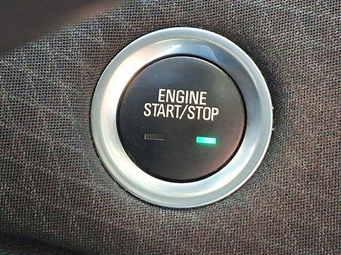 Used 2022 Chevrolet Malibu LT image 24