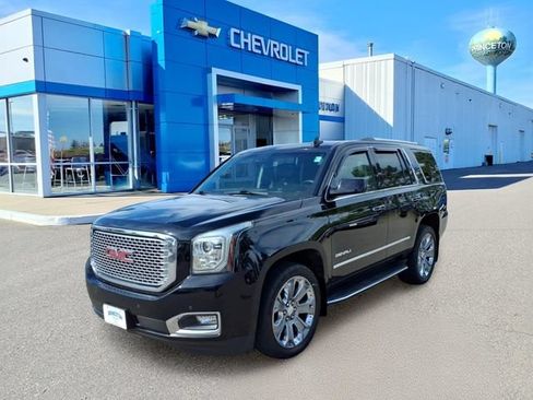 Used 2015 GMC Yukon Denali w/ Open Road Package AWD/4WD image 8
